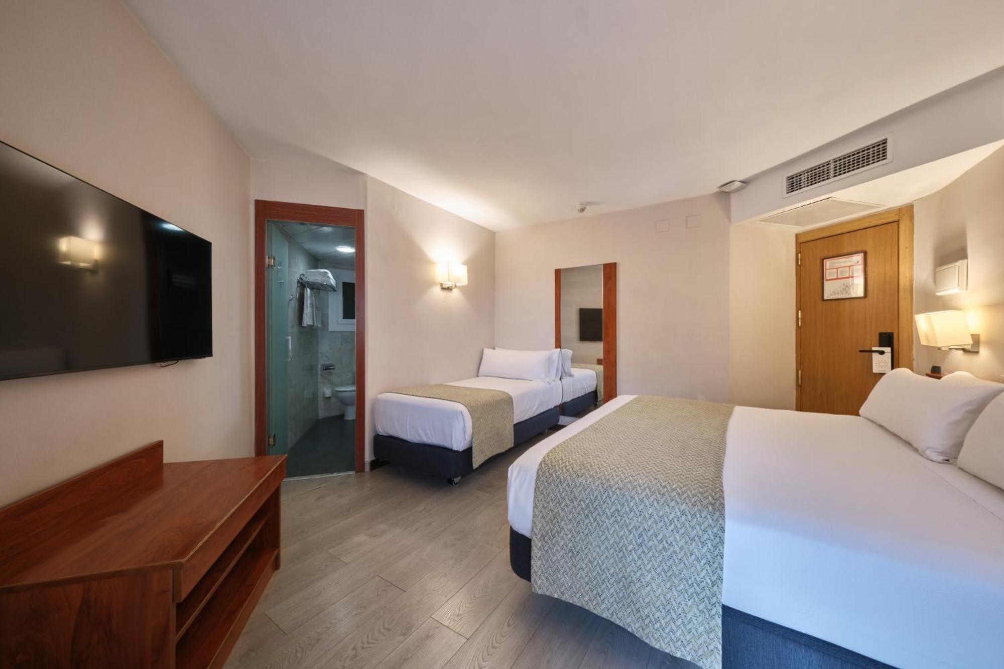 Hotel Catalonia Park Putxet Barcellona Esterno foto