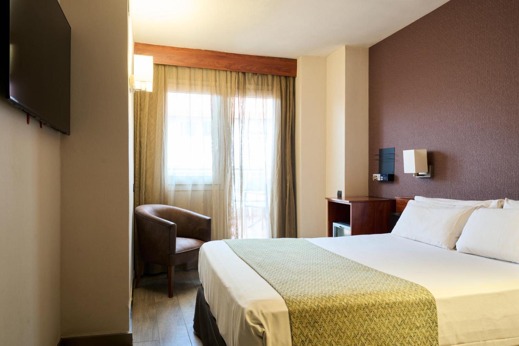 Hotel Catalonia Park Putxet Barcellona Esterno foto