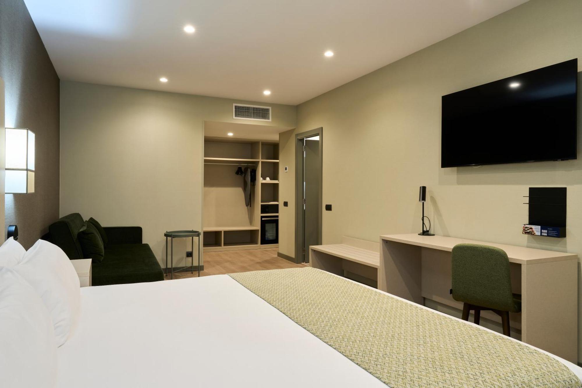 Hotel Catalonia Park Putxet Barcellona Esterno foto