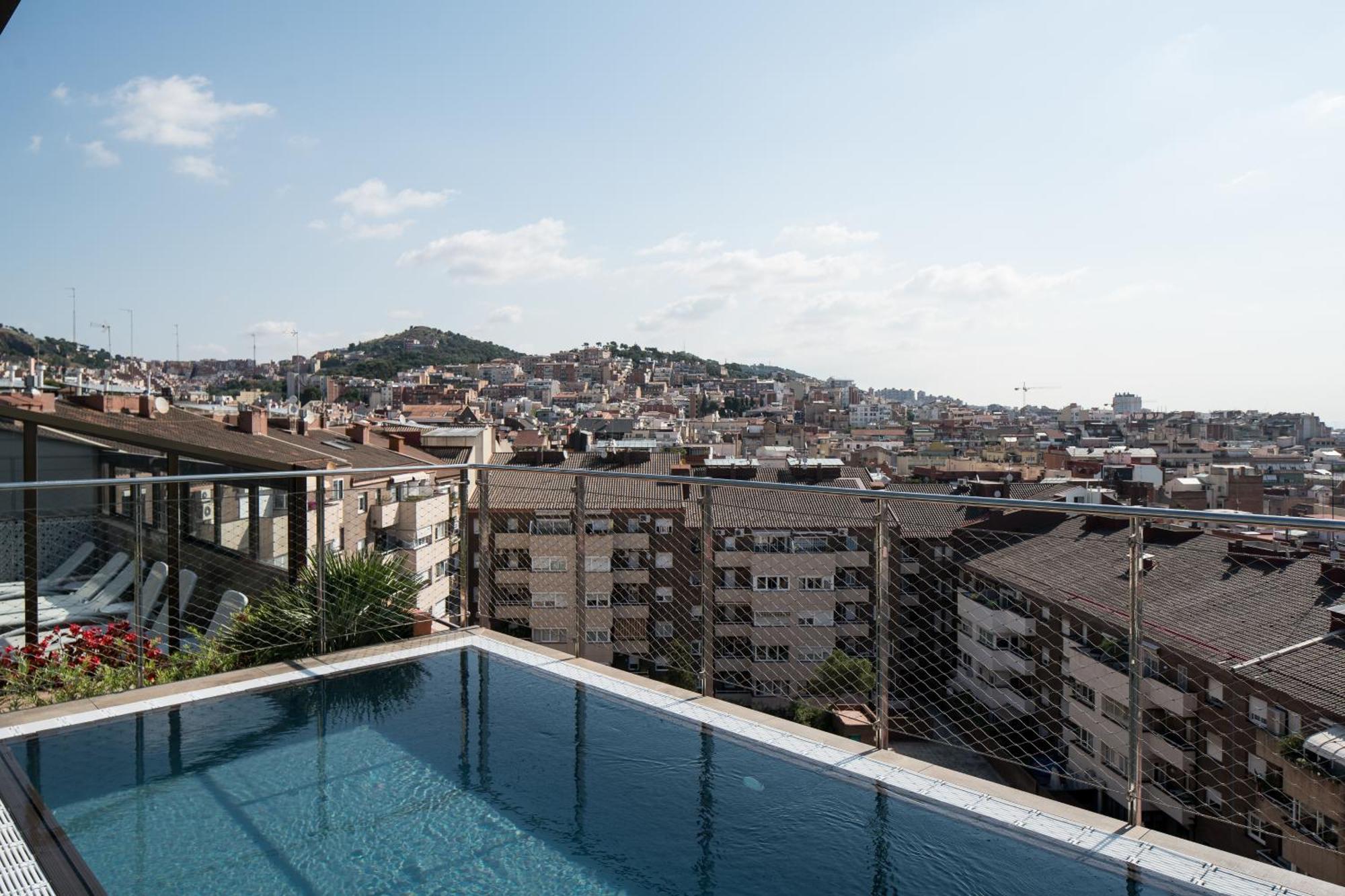 Hotel Catalonia Park Putxet Barcellona Esterno foto