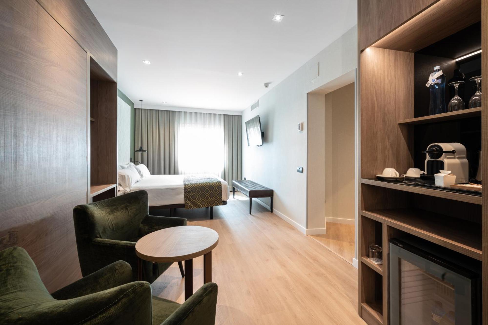 Hotel Catalonia Park Putxet Barcellona Esterno foto