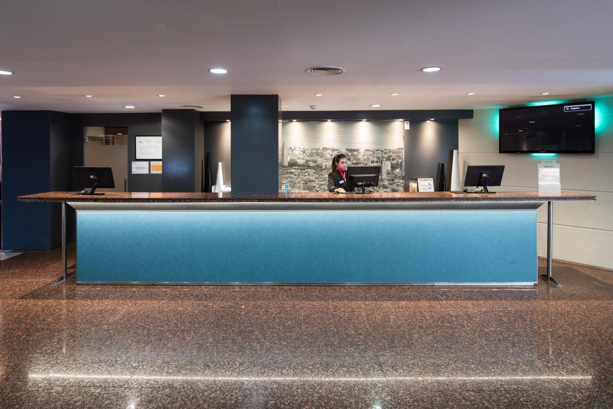 Hotel Catalonia Park Putxet Barcellona Esterno foto